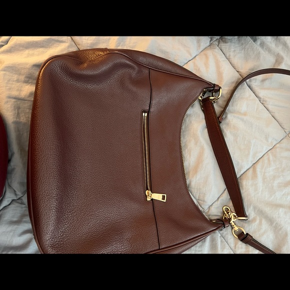 Coach bag Excellent condition Color: Burgundy - Picture 3 of 15